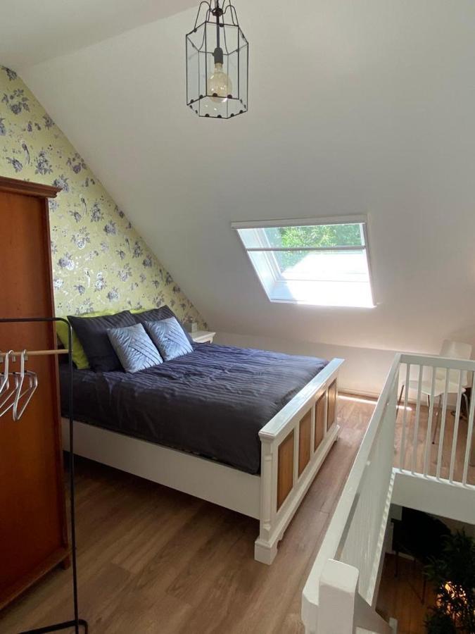 Appartement Oosteinde 뤼너볼드 외부 사진
