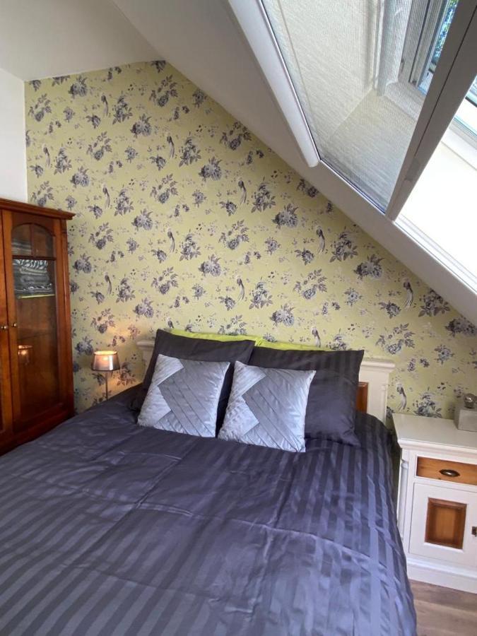 Appartement Oosteinde 뤼너볼드 외부 사진